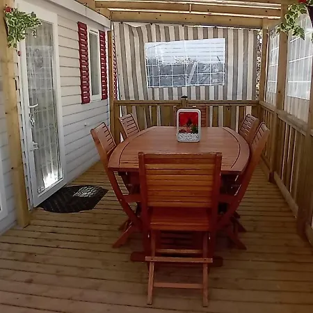 Mobile - 3 Beds - Family Pools Vakantiehuis *