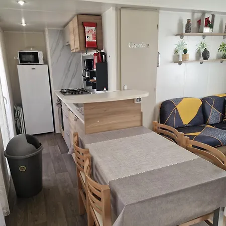 Vakantiehuis Mobile - 3 Beds - Family Pools