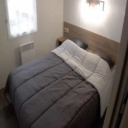 Mobile - 3 Beds - Family Pools