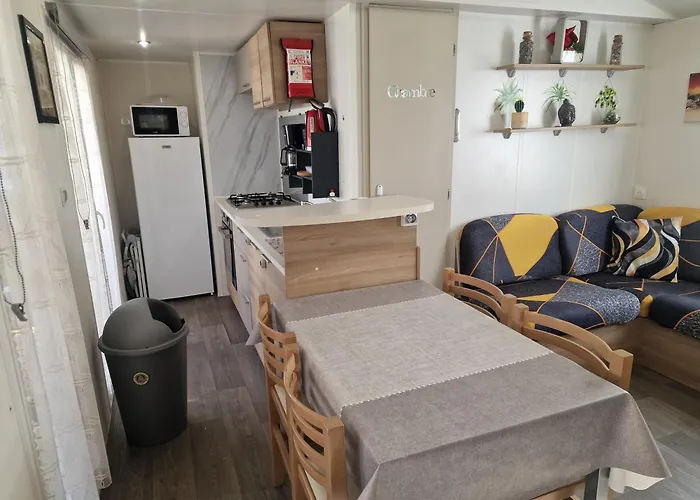 Nyaraló Mobile - 3 Beds - Family Pools