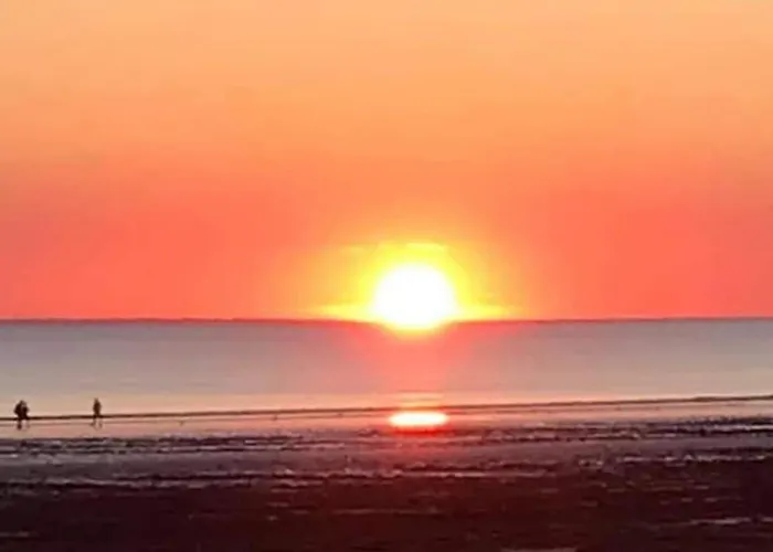 Mobile - 3 Beds - Family Pools *